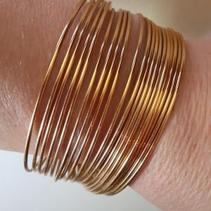 Gold tone bracelet